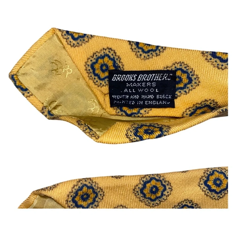 Brooks Brothers Makers All Wool woven hand block printed in England mandala tie - Picture 3 of 5